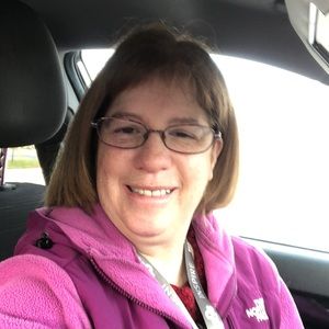 Meet your Posher, Laura